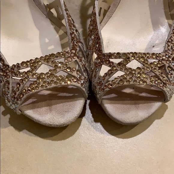 Grey Met Rhinestone Heels - Picture 5 of 8